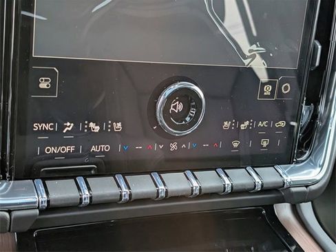 New 2026 GMC Yukon Denali w/ Sun & Power Step Package image 13