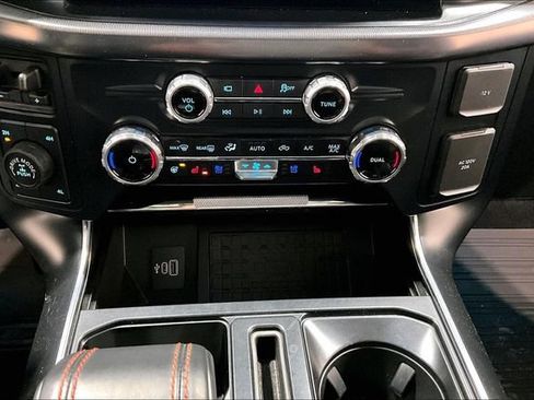 Used 2025 Ford F150 Raptor AWD/4WD image 17