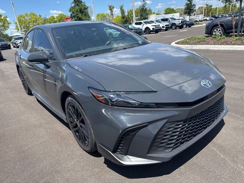 Used 2025 Toyota Camry SE w/ Multimedia Upgrade Package image 3