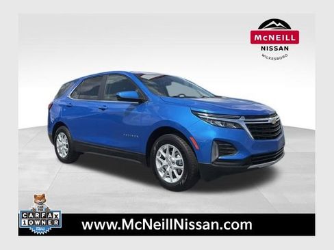 Used 2024 Chevrolet Equinox LT image 1