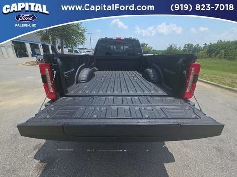 Used 2026 Ford F350 Lariat w/ Lariat Ultimate Package AWD/4WD image 13