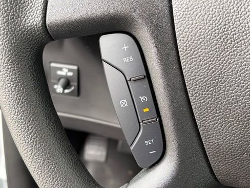 New 2025 Chevrolet Express 3500 w/ Power Convenience Package image 16