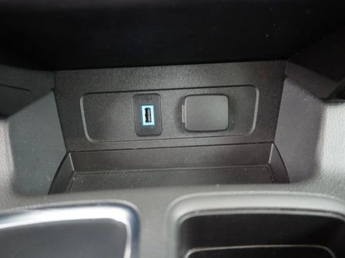 Used 2017 Ford Escape Titanium image 30