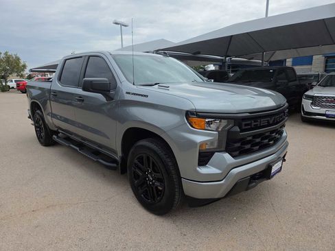 Used 2026 Chevrolet Silverado 1500 Custom w/ Rally Edition RWD image 2
