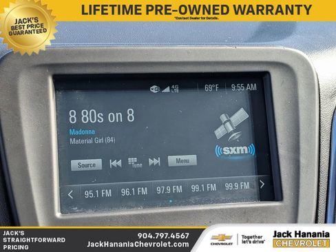 Used 2018 Chevrolet Equinox LT image 18