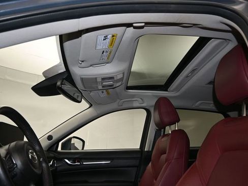 Certified 2023 MAZDA CX-5 Carbon Edition image 18