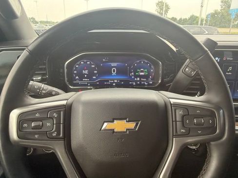 Used 2024 Chevrolet Silverado 2500 LT AWD/4WD image 14