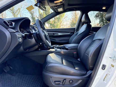 Certified 2022 INFINITI QX50 Luxe w/ Appearance Package image 16