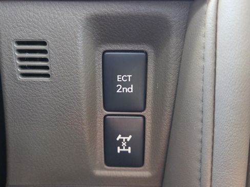 Used 2021 Lexus GX 460 Premium w/ Premium Package AWD/4WD image 26