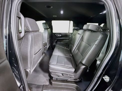 Used 2023 Chevrolet Suburban Z71 AWD/4WD image 25