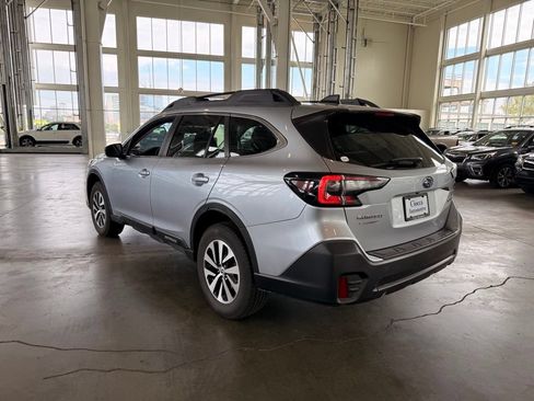 Used 2020 Subaru Outback w/ Popular Package #1 AWD/4WD image 5