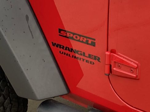 Used 2014 Jeep Wrangler Unlimited Sport w/ Quick Order Package 24S image 11