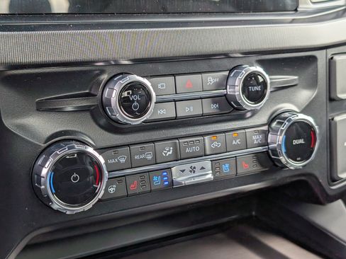 New 2026 Ford F250 Platinum w/ FX4 Off-Road Package image 19