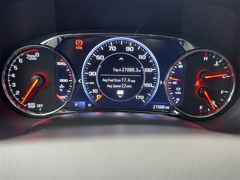 Used 2022 GMC Acadia SLT w/ Elevation Edition image 60