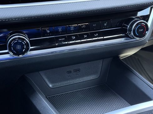 New 2026 Chevrolet Equinox LT w/ Safety and Technology Package image 16