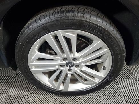 Used 2019 Audi Q5 2.0T Premium Plus AWD/4WD image 11