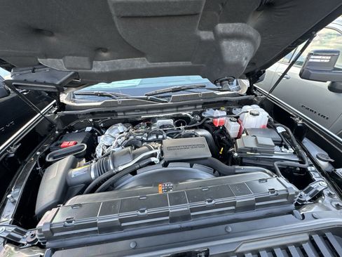 Certified 2025 Chevrolet Silverado 3500 High Country w/ High Country Premium Package image 31