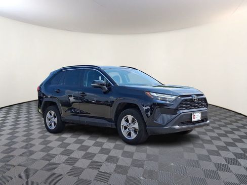 Certified 2025 Toyota RAV4 XLE AWD/4WD image 4