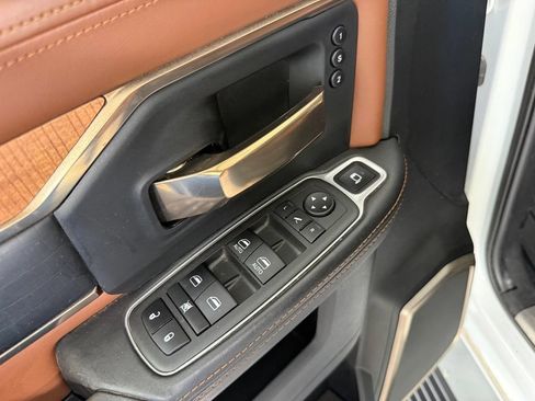 Used 2022 RAM 2500 Limited AWD/4WD image 14