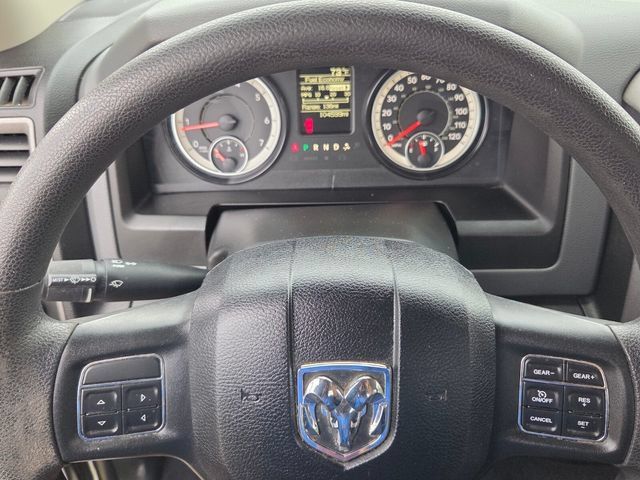 Used 2019 RAM 1500 Express RWD image 28