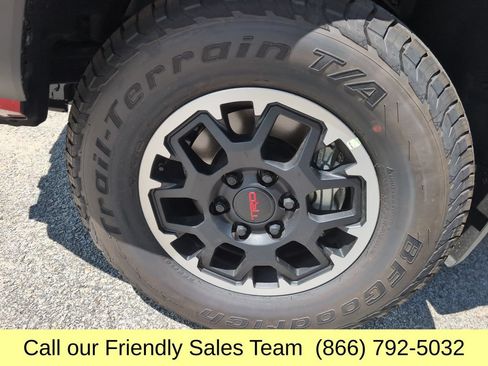 New 2026 Toyota Tacoma TRD Off-Road w/ TRD Off Road Upgrade Package AWD/4WD image 24