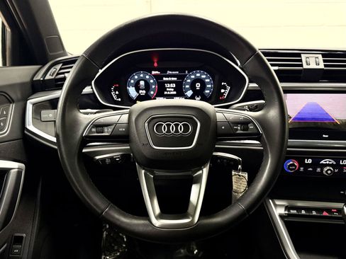 Used 2025 Audi Q3 2.0T Premium AWD/4WD image 19
