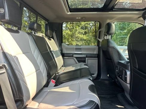 Used 2017 Ford F150 XLT w/ Equipment Group 302A Luxury AWD/4WD image 19