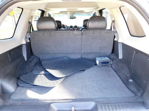 Used 2009 GMC Envoy Denali w/ Sun And 6-Disc Cd Package image 19