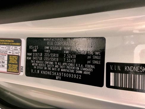 New 2026 Kia Carnival SX w/ SX Dark Edition Package image 13