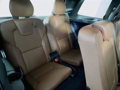 Used 2024 Volvo XC90 T8 Ultimate w/ Lounge Package image 6