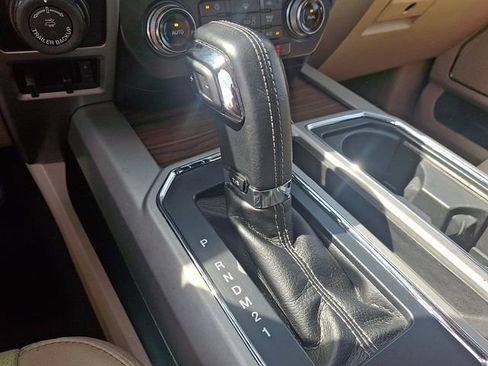 Used 2016 Ford F150 Lariat w/ Equipment Group 502A Luxury image 14