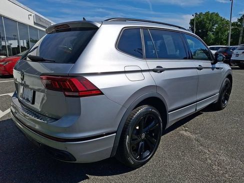 Used 2023 Volkswagen Tiguan SE R-Line FWD image 6