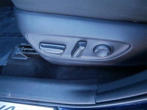 Certified 2022 Toyota RAV4 XLE image 15