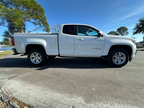 Used 2022 Chevrolet Colorado LT w/ Fleet Safety Package image 7