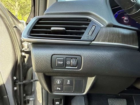 Used 2022 Honda Accord EX-L image 32