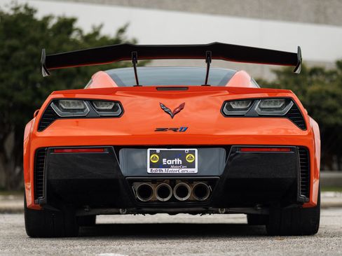 Used 2019 Chevrolet Corvette ZR1 RWD image 29