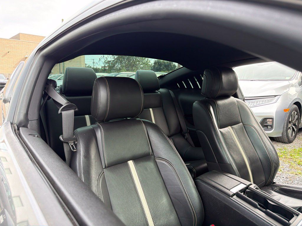 Used 2012 Ford Mustang GT Premium w/ Electronics Pkg RWD image 18