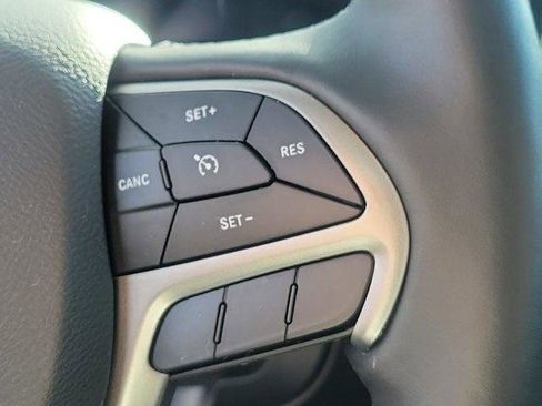 Certified 2021 Jeep Grand Cherokee Limited w/ Luxury Group II image 26