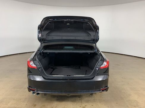 Used 2025 Toyota Camry XSE image 29