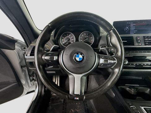 Used 2016 BMW M235i Convertible image 13