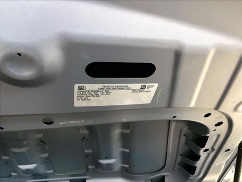 Used 2025 Chevrolet Equinox EV LT w/ Convenience Package image 33