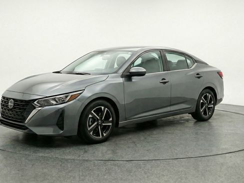 Used 2025 Nissan Sentra SV FWD image 3