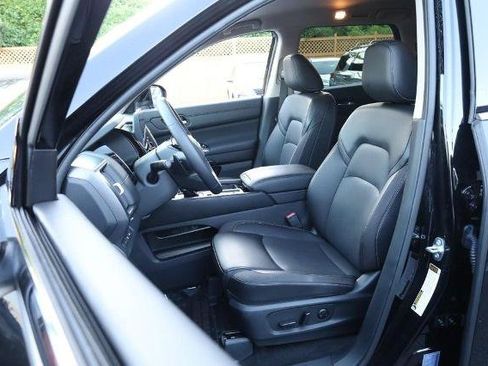 Certified 2026 Nissan Pathfinder SL FWD image 10