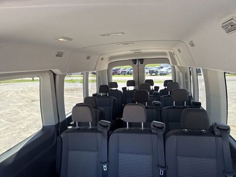 Used 2025 Ford Transit 350 XLT RWD image 17