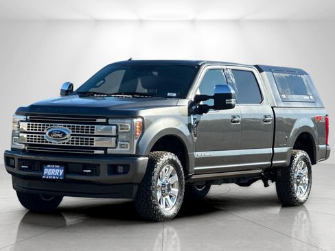 Used 2017 Ford F350 Platinum w/ Platinum Ultimate Package image 7