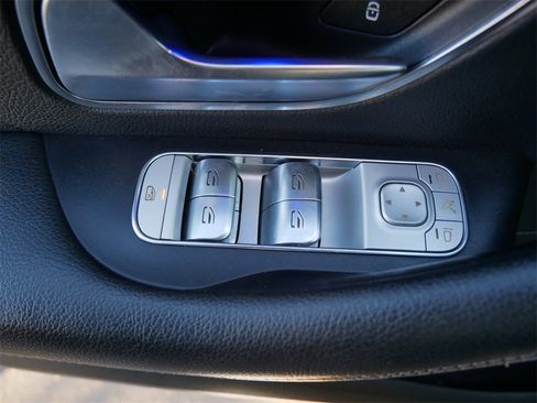 Used 2020 Mercedes-Benz GLE 350 4MATIC image 18