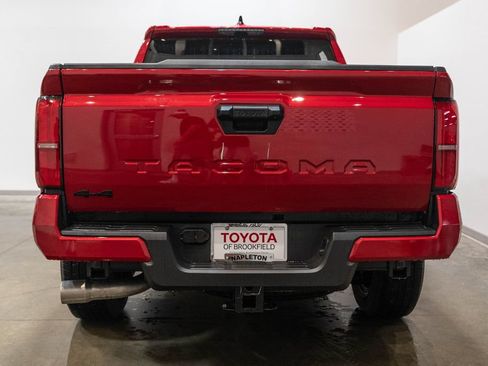 Certified 2026 Toyota Tacoma TRD Sport AWD/4WD image 8