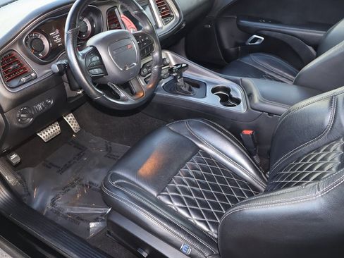 Used 2023 Dodge Challenger R/T w/ Blacktop Package image 15