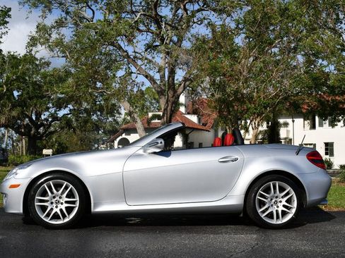 Used 2009 Mercedes-Benz SLK 300 image 26
