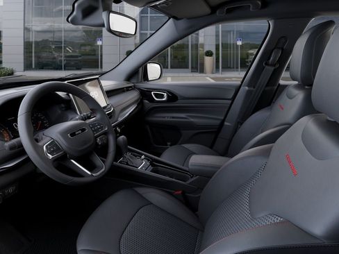 New 2026 Jeep Compass Trailhawk AWD/4WD image 23